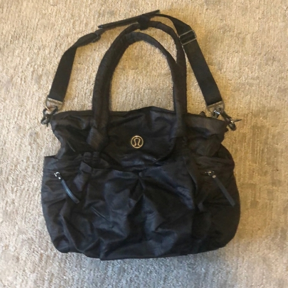 Lululemon bag